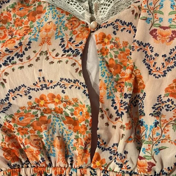 Charlotte Russe romper - Picture 3 of 4